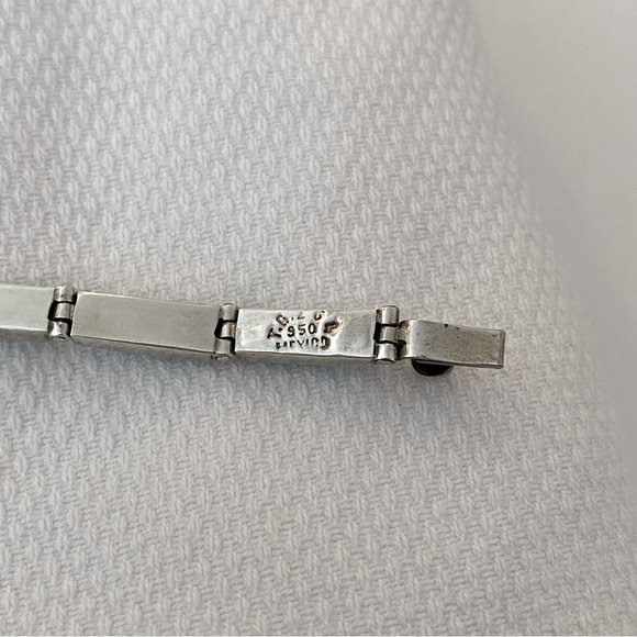 Turquoise and Sterling inlaid bracelet. - Picture 6 of 7